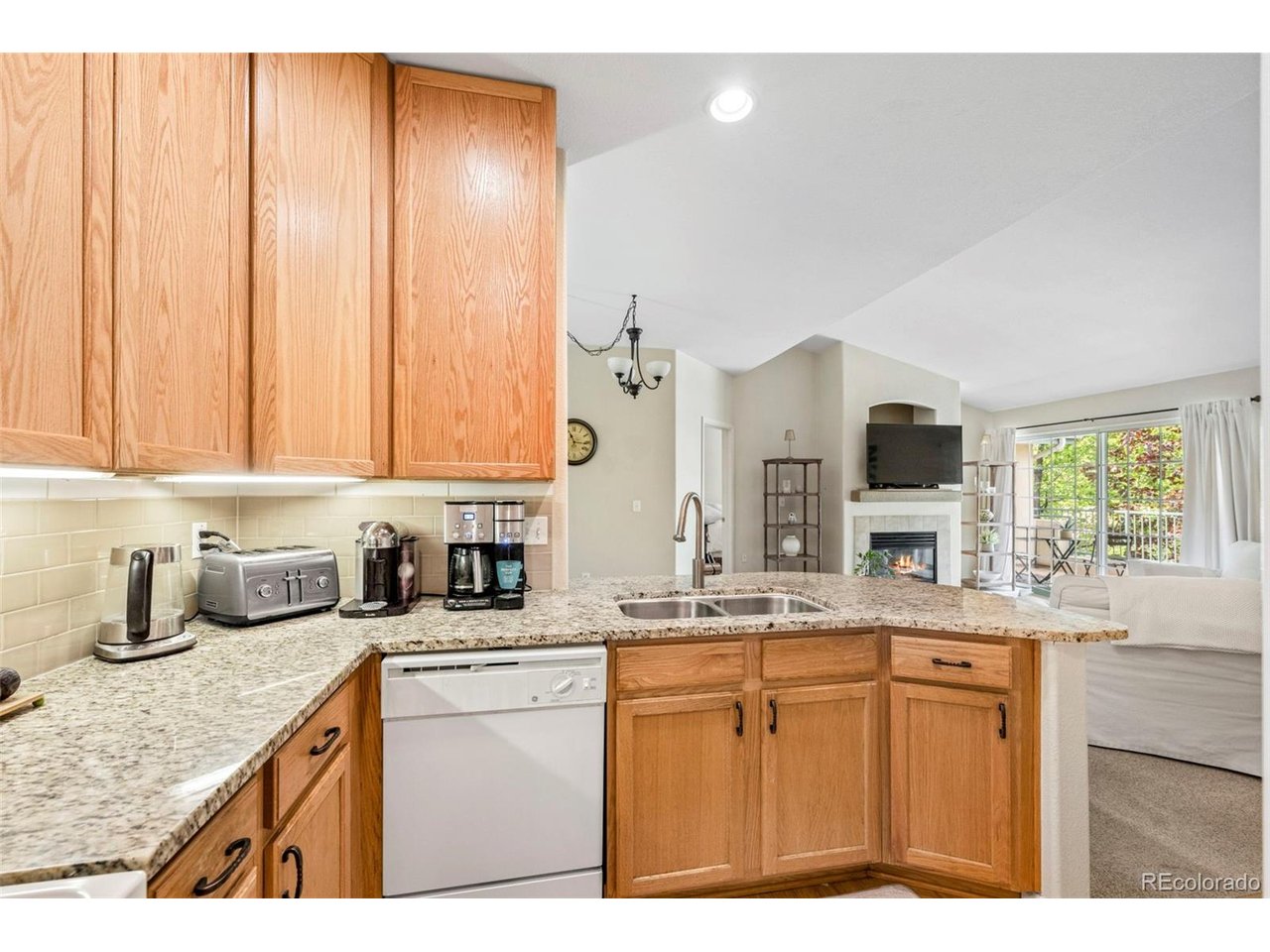 540 Mohawk Dr 15
