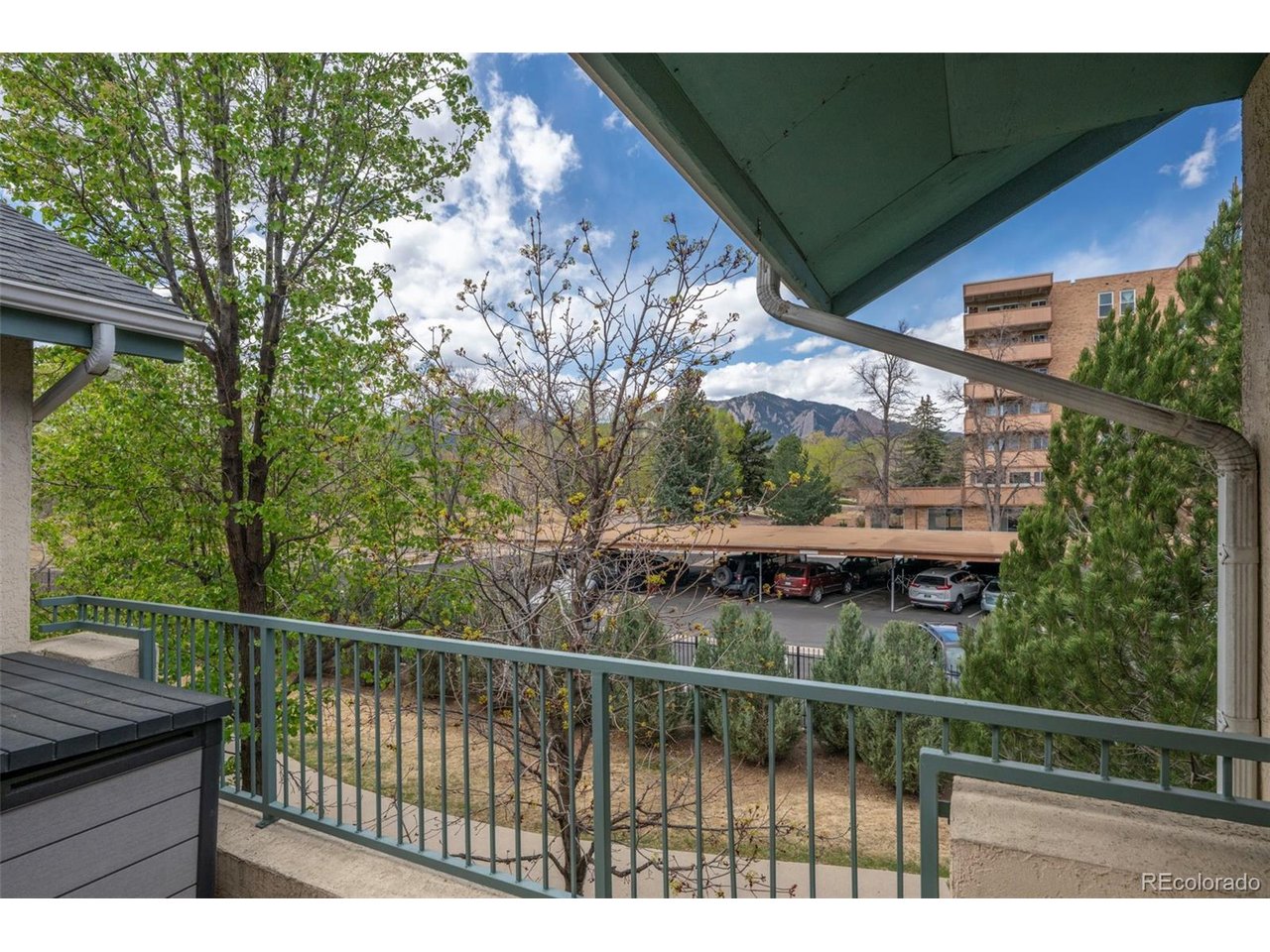 540 Mohawk Dr 15