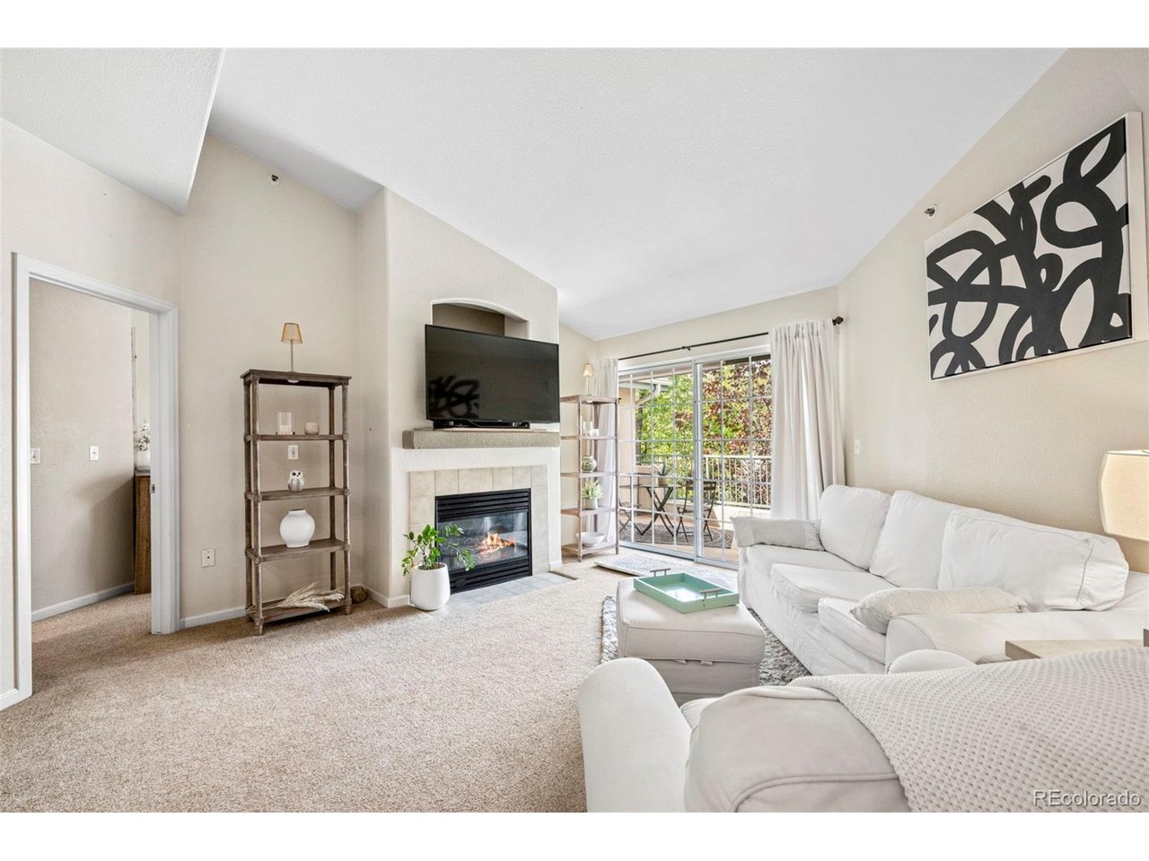 540 Mohawk Dr 15