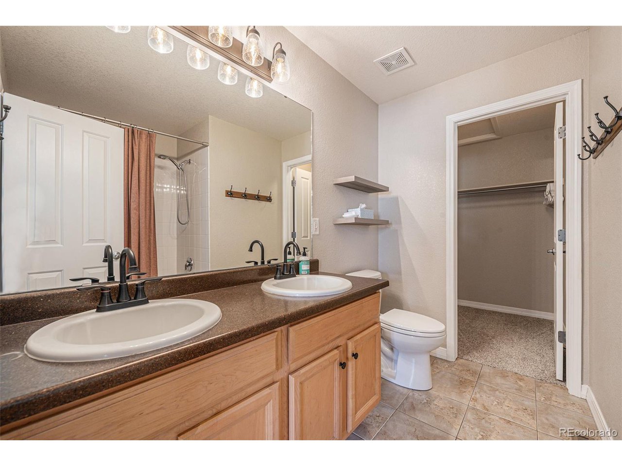 805 Summer Hawk Dr AA157