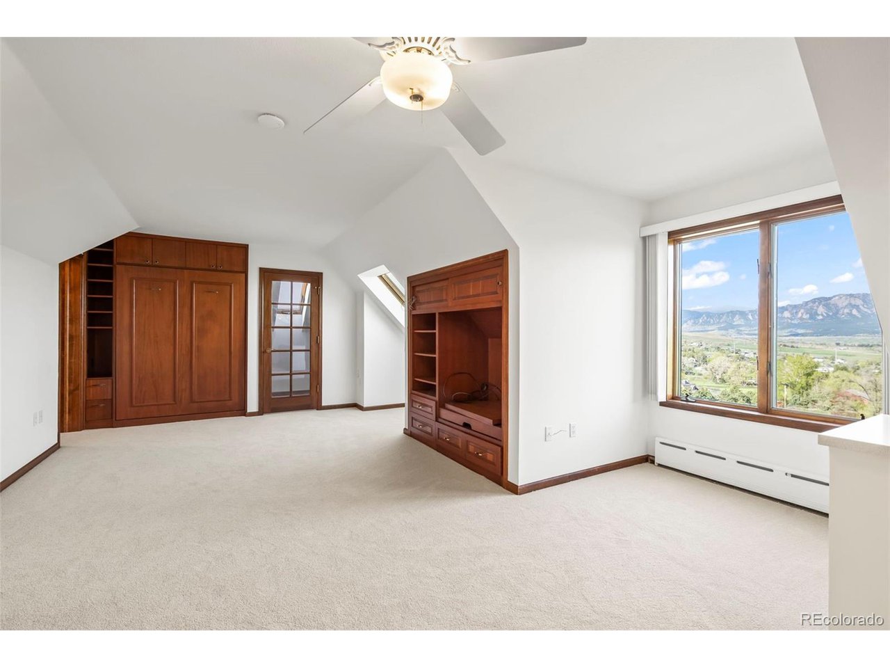 375 Majestic View Dr