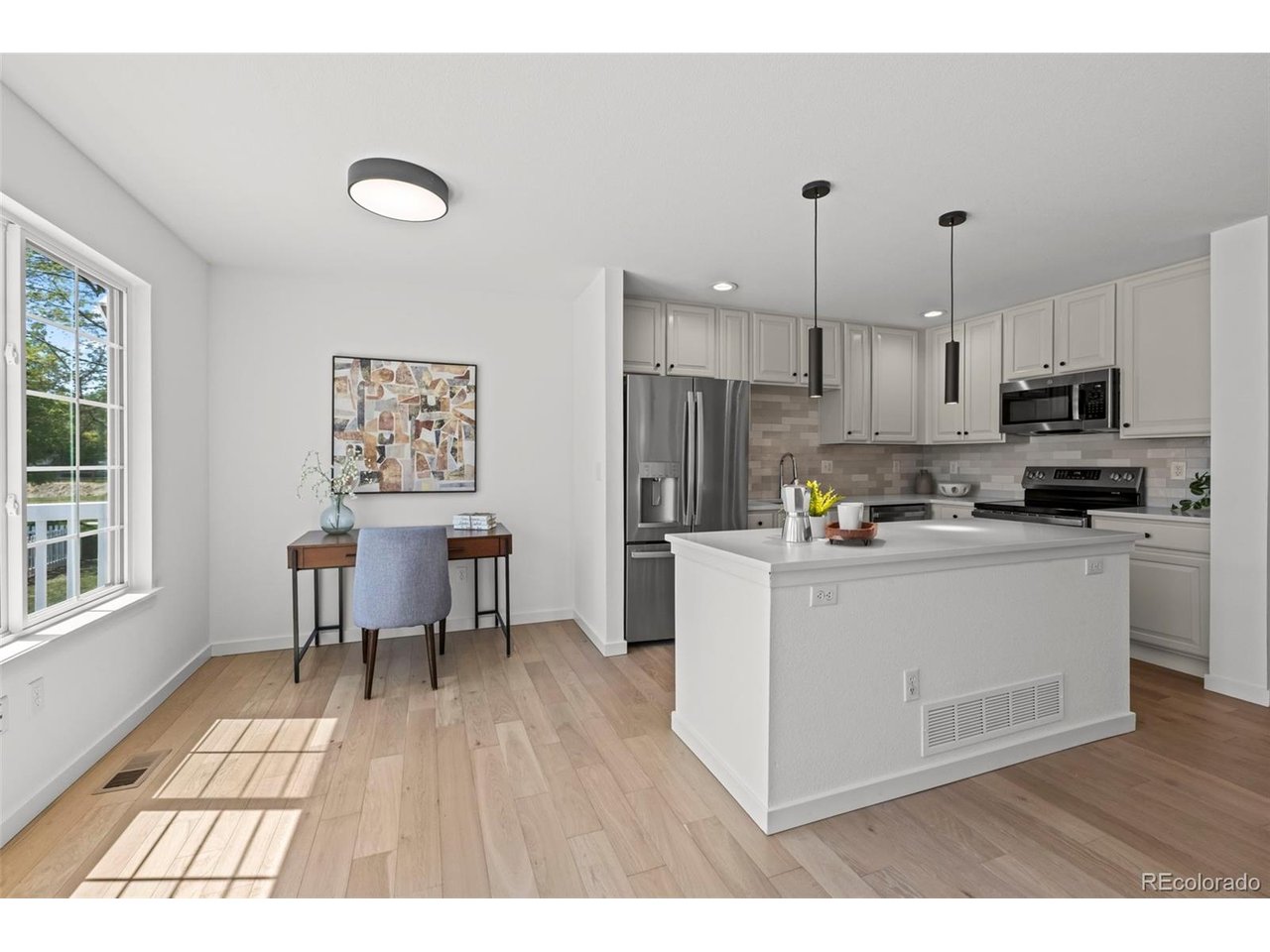 804 Beauprez Ave