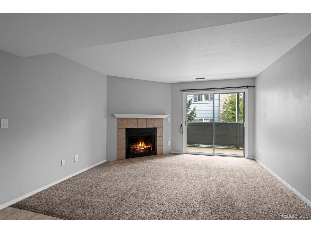 4682 White Rock Cir 9