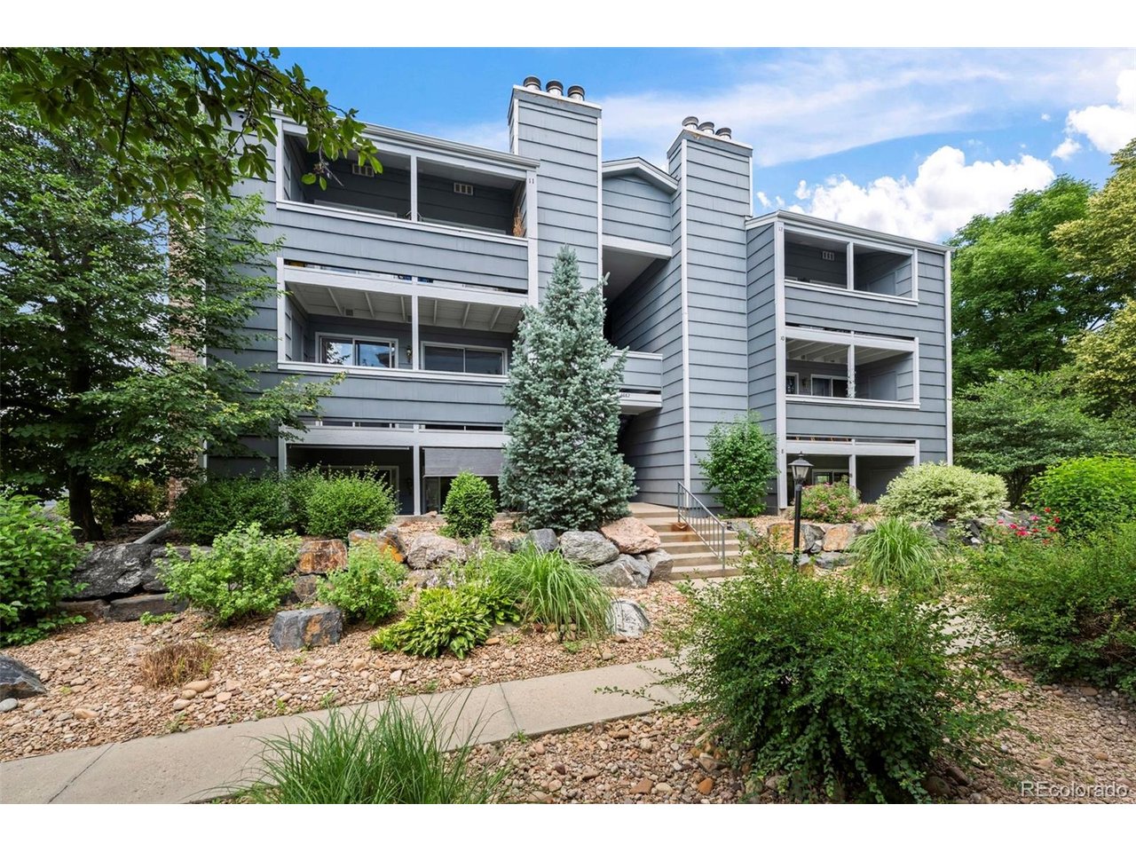 4682 White Rock Cir 9