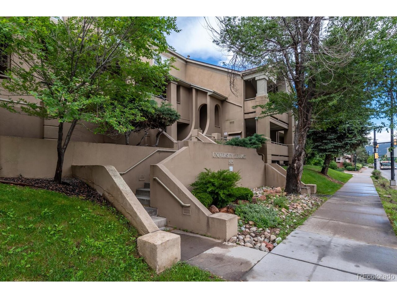 935 Broadway 103