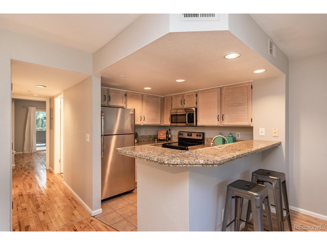 935 Broadway 103