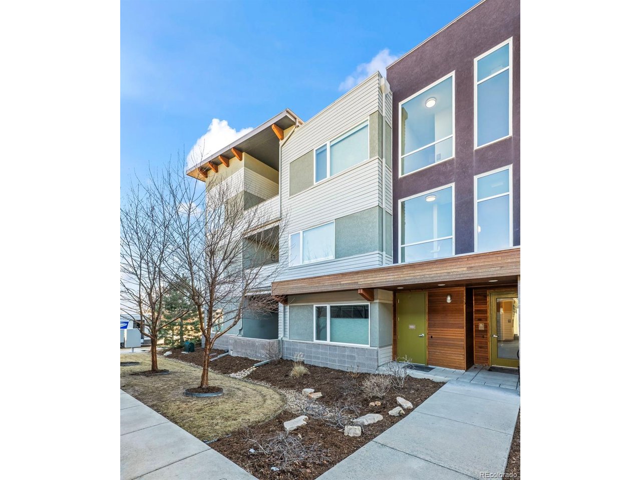 1585 Hecla Way 103