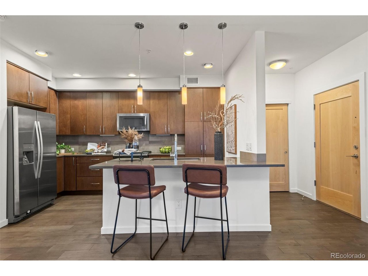 1585 Hecla Way 103