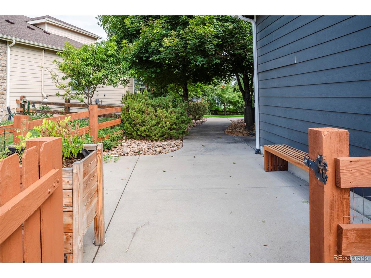 4475 Eagle River Run