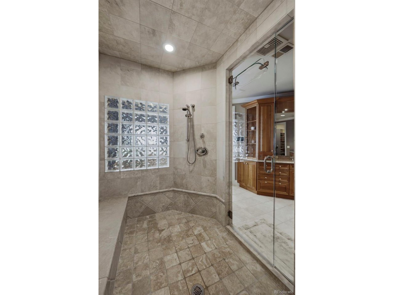 6303 Snowberry Ln