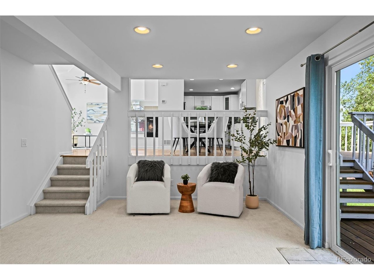 1096 Falcon Ct