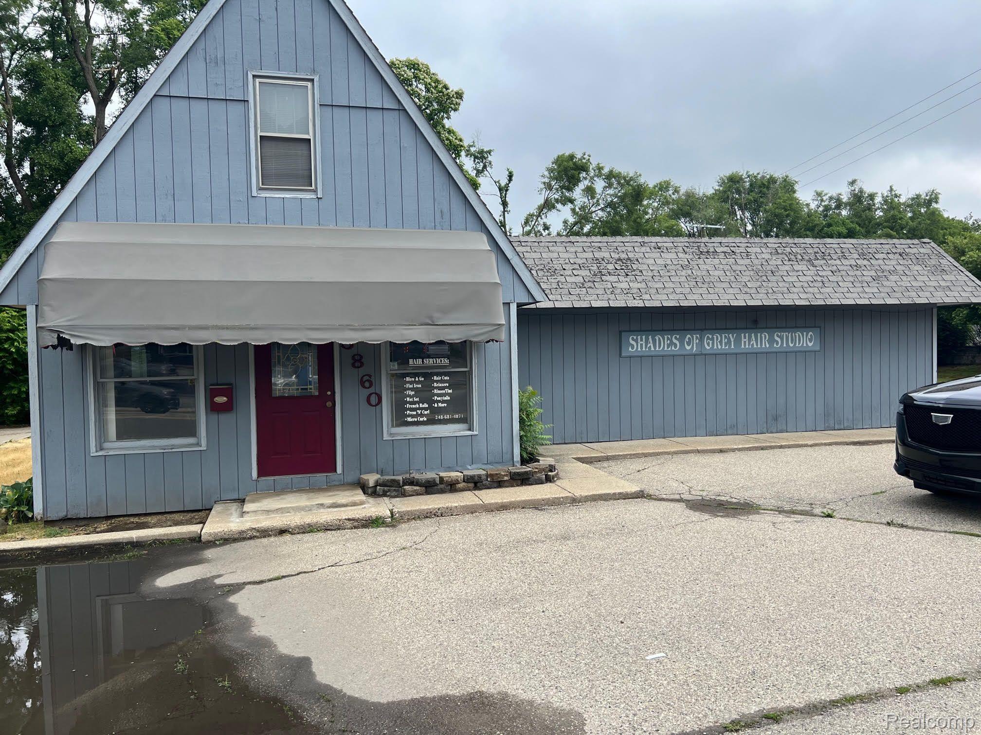 3860 ELIZABETH LAKE Road