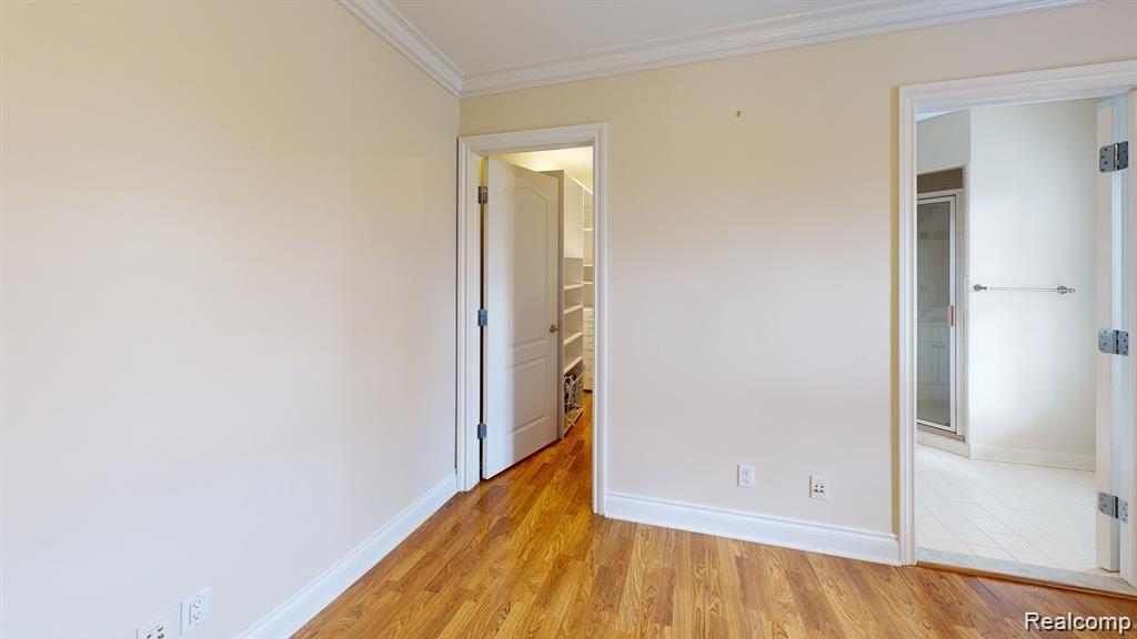1226 CEDARHOLM Lane