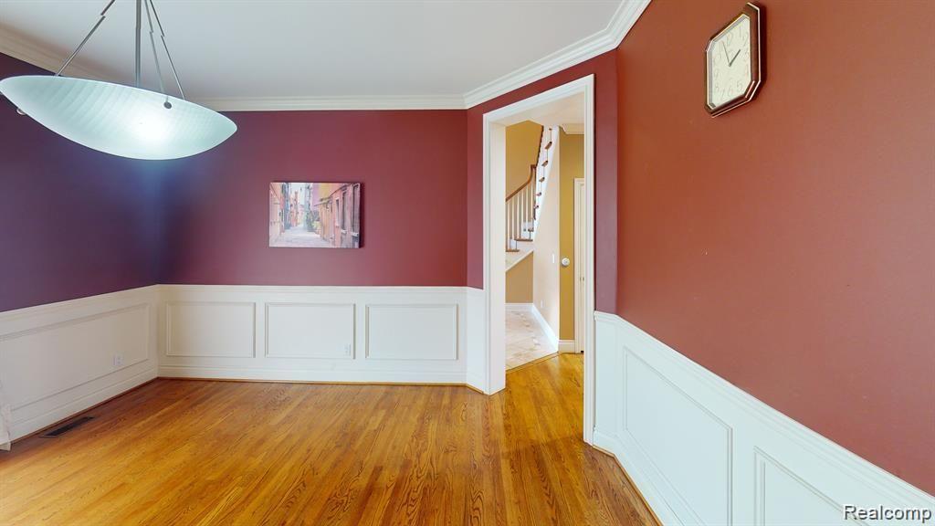 1226 CEDARHOLM Lane