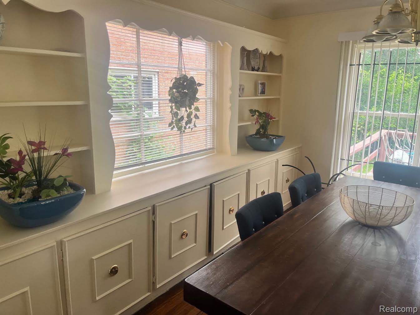 15033 GILCHRIST Street