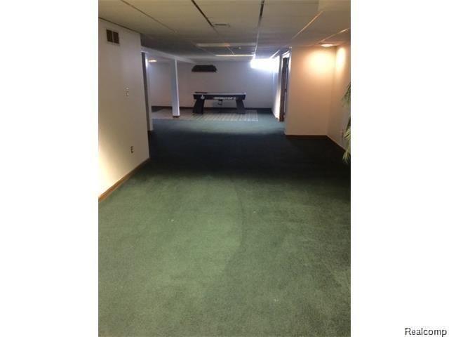 18201 NADOL Drive