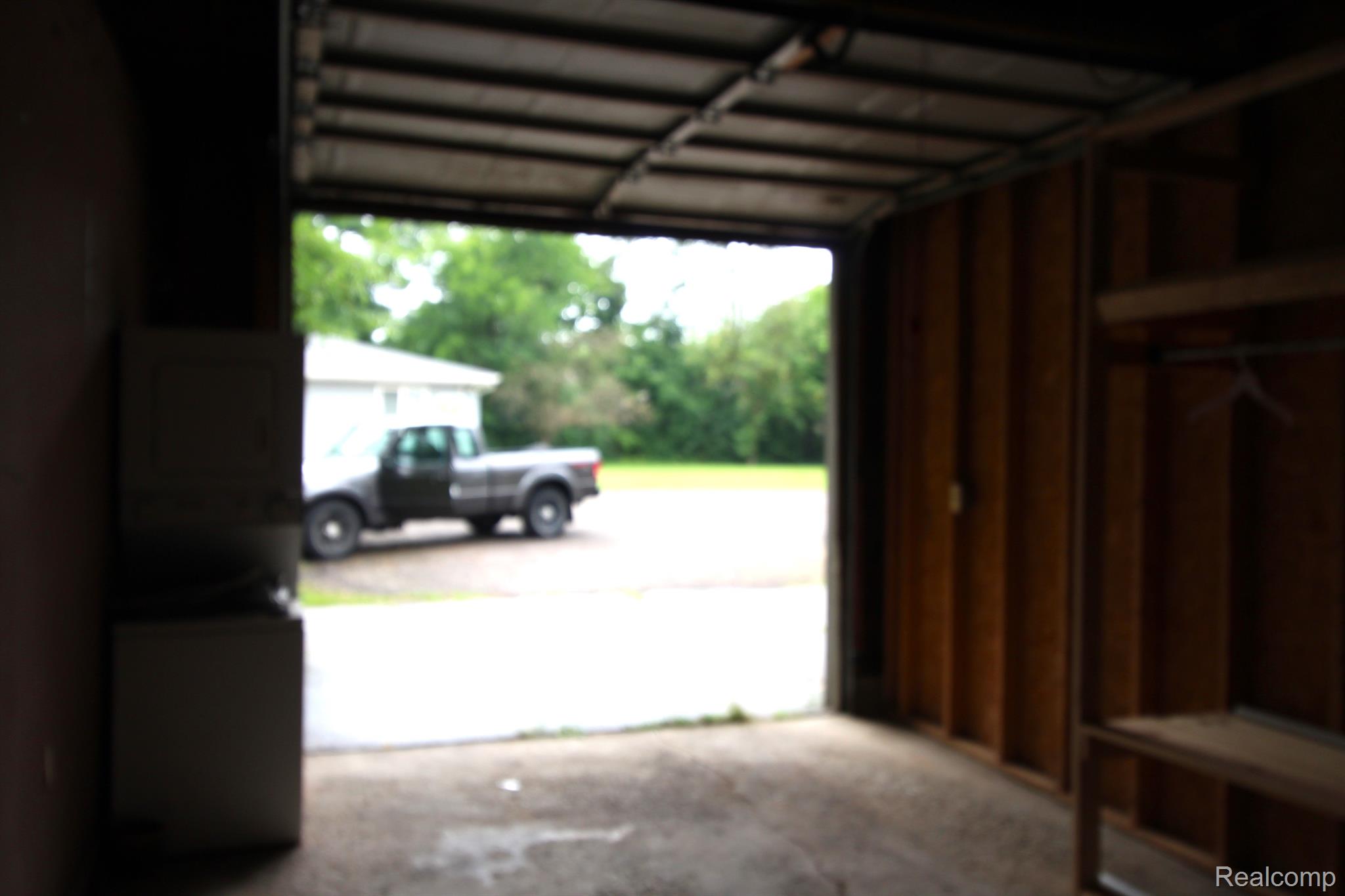 6741 HIGHLAND Road