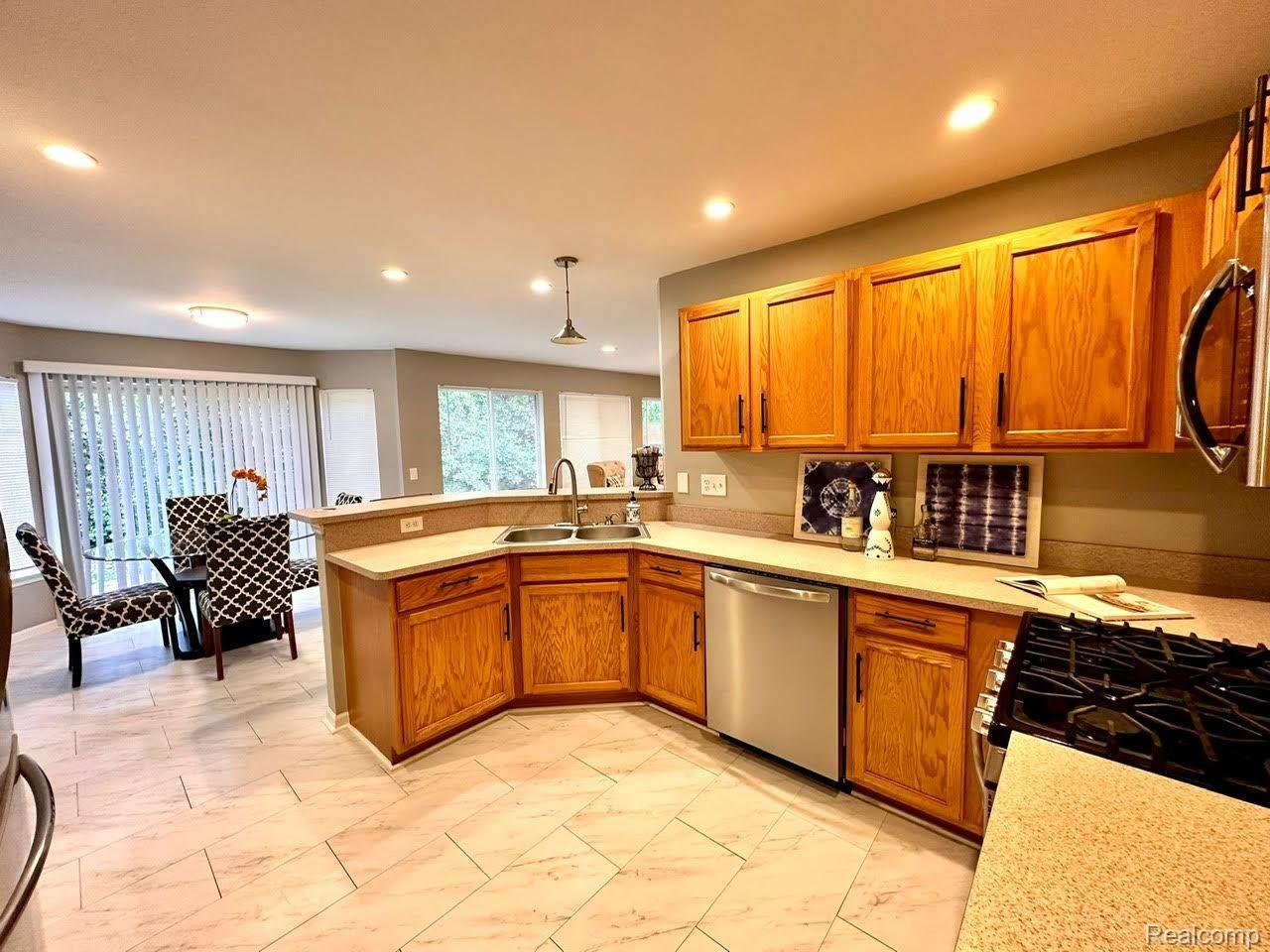 8676 W WALDEN Drive