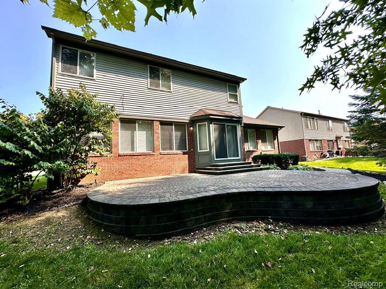 8676 W WALDEN Drive