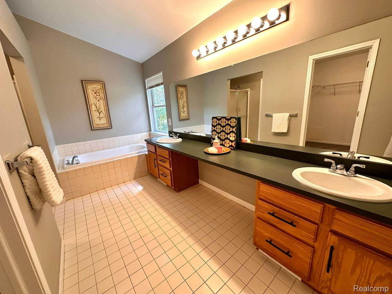 8676 W WALDEN Drive