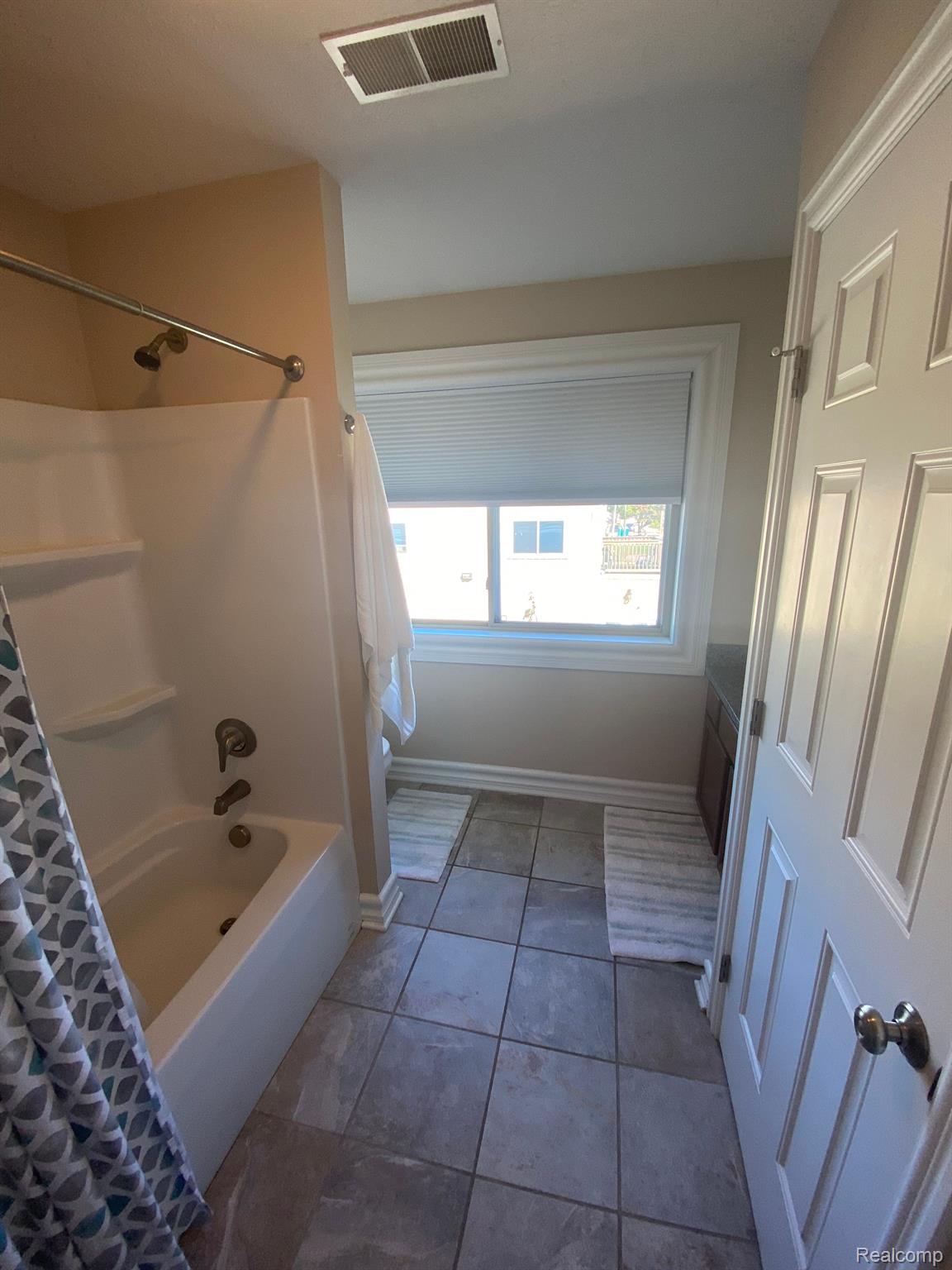 475 S Water St. APT 2