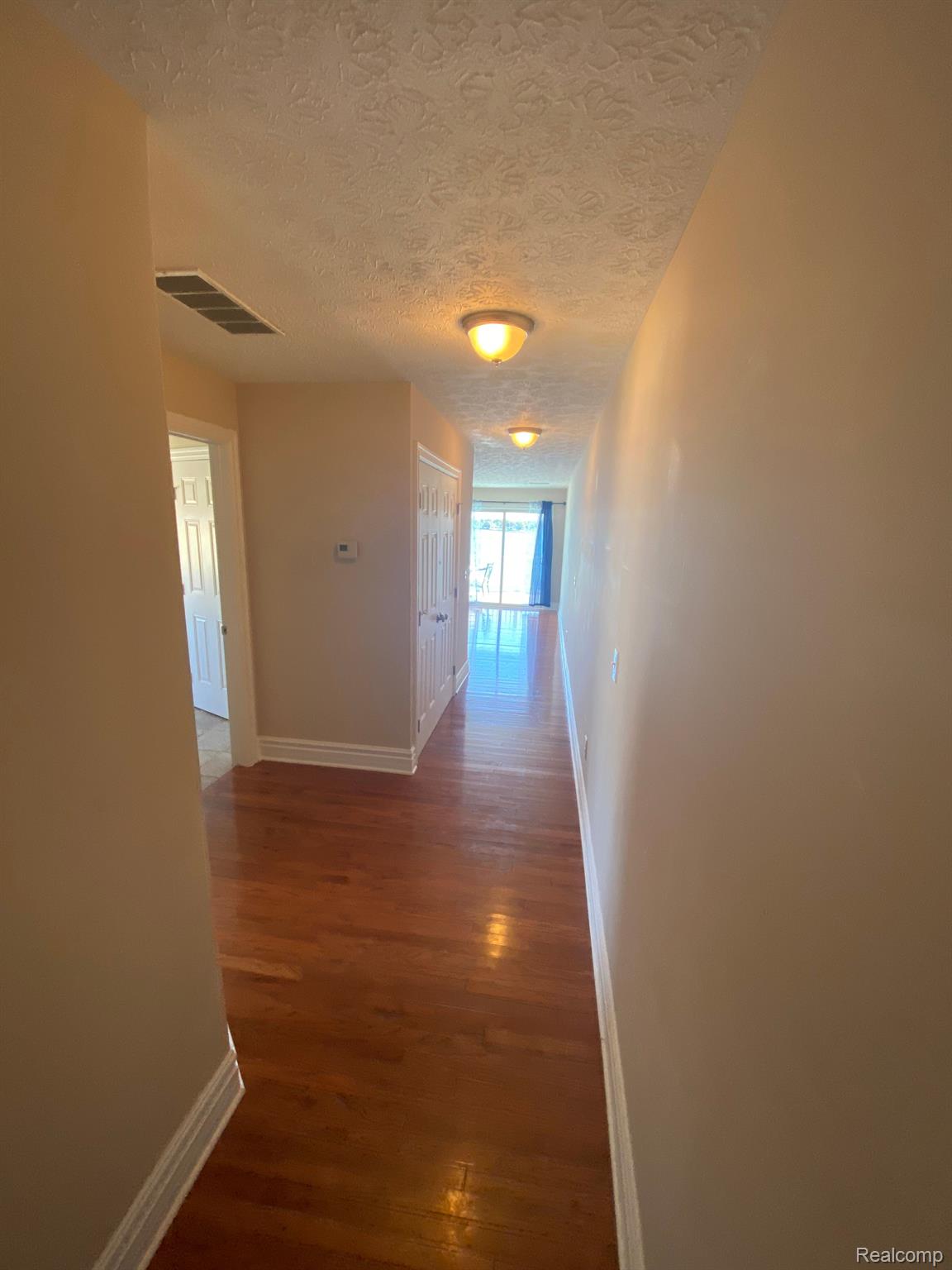 475 S Water St. APT 2