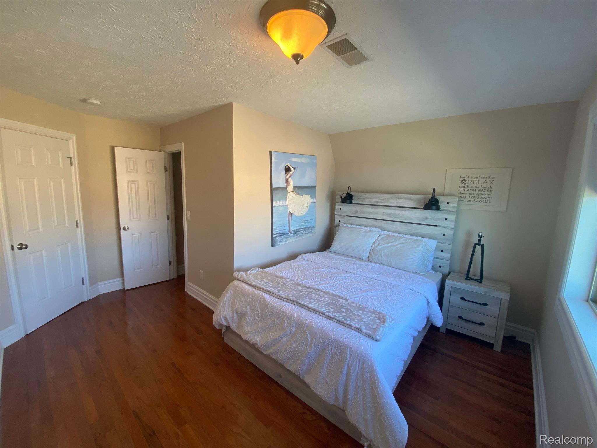 475 S Water St. APT 2