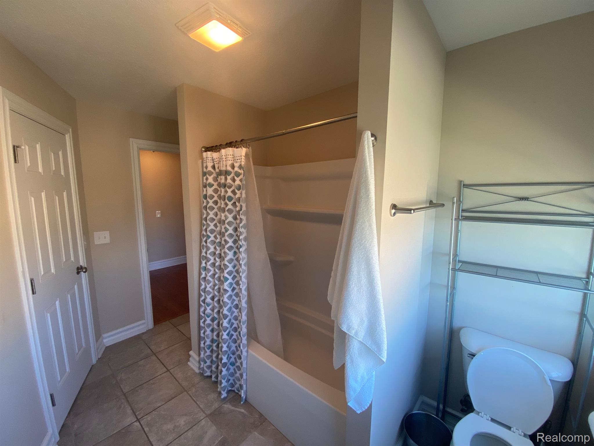475 S Water St. APT 2