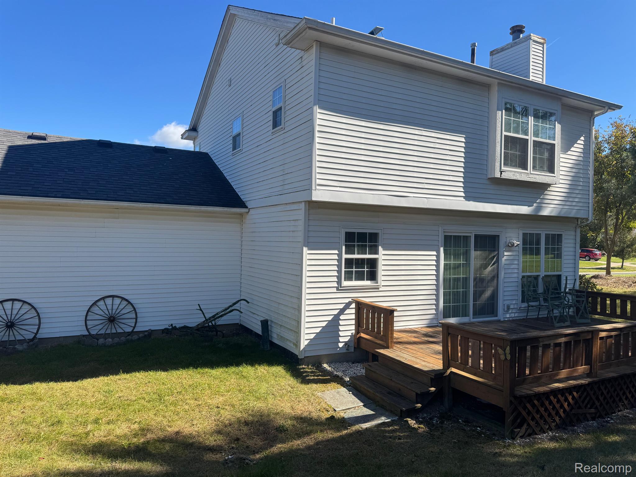 1320 GLENVIEW Drive