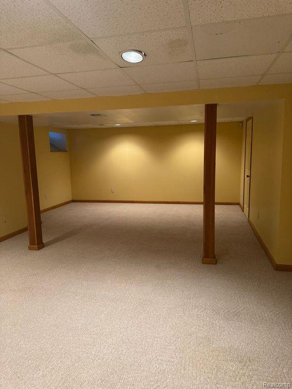 1320 GLENVIEW Drive