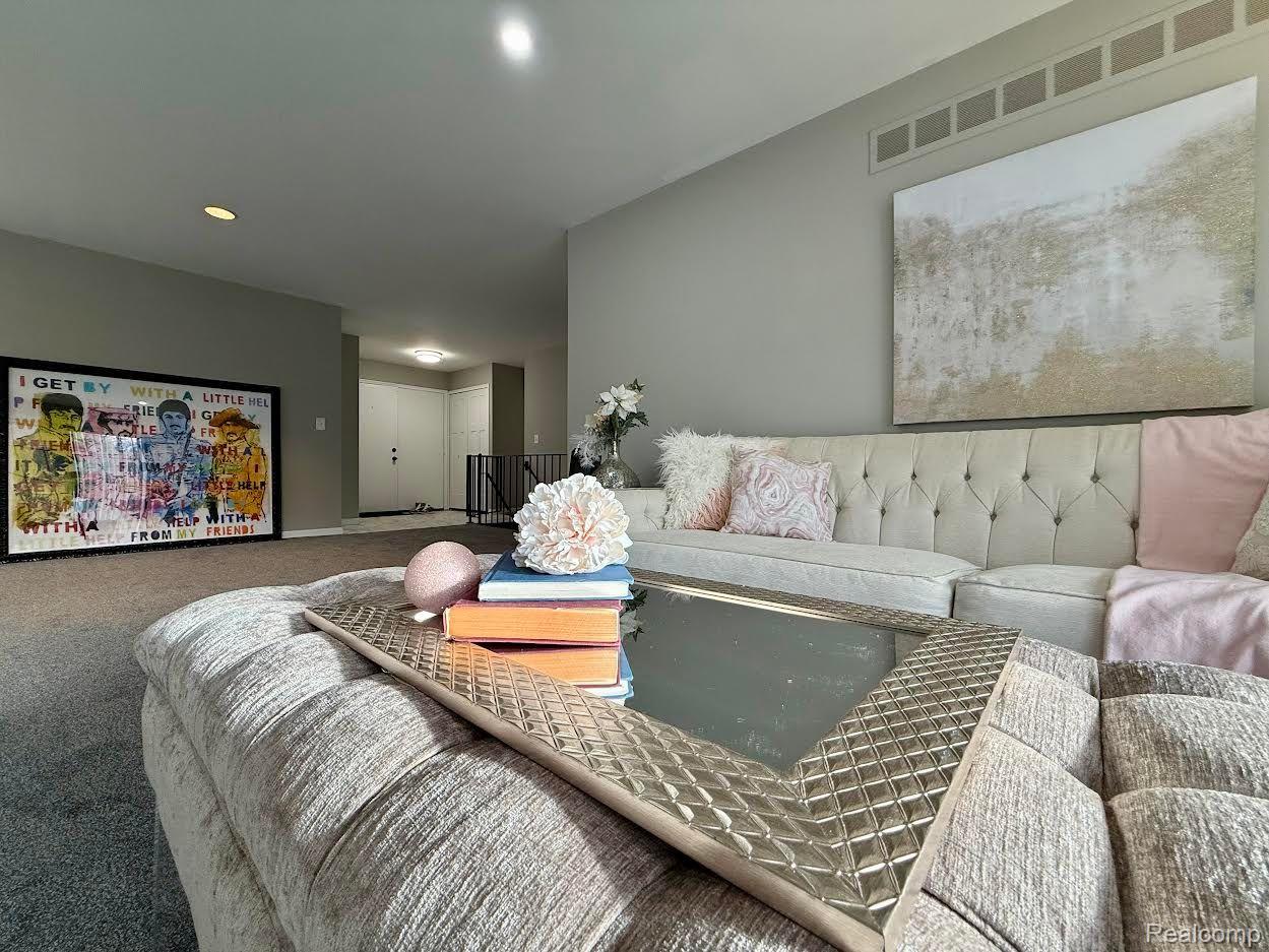 27205 CUMBERLAND
