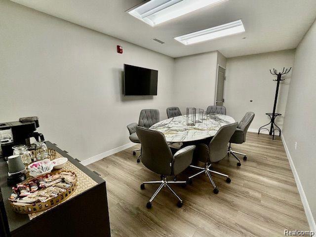 42280 Garfield Road 311