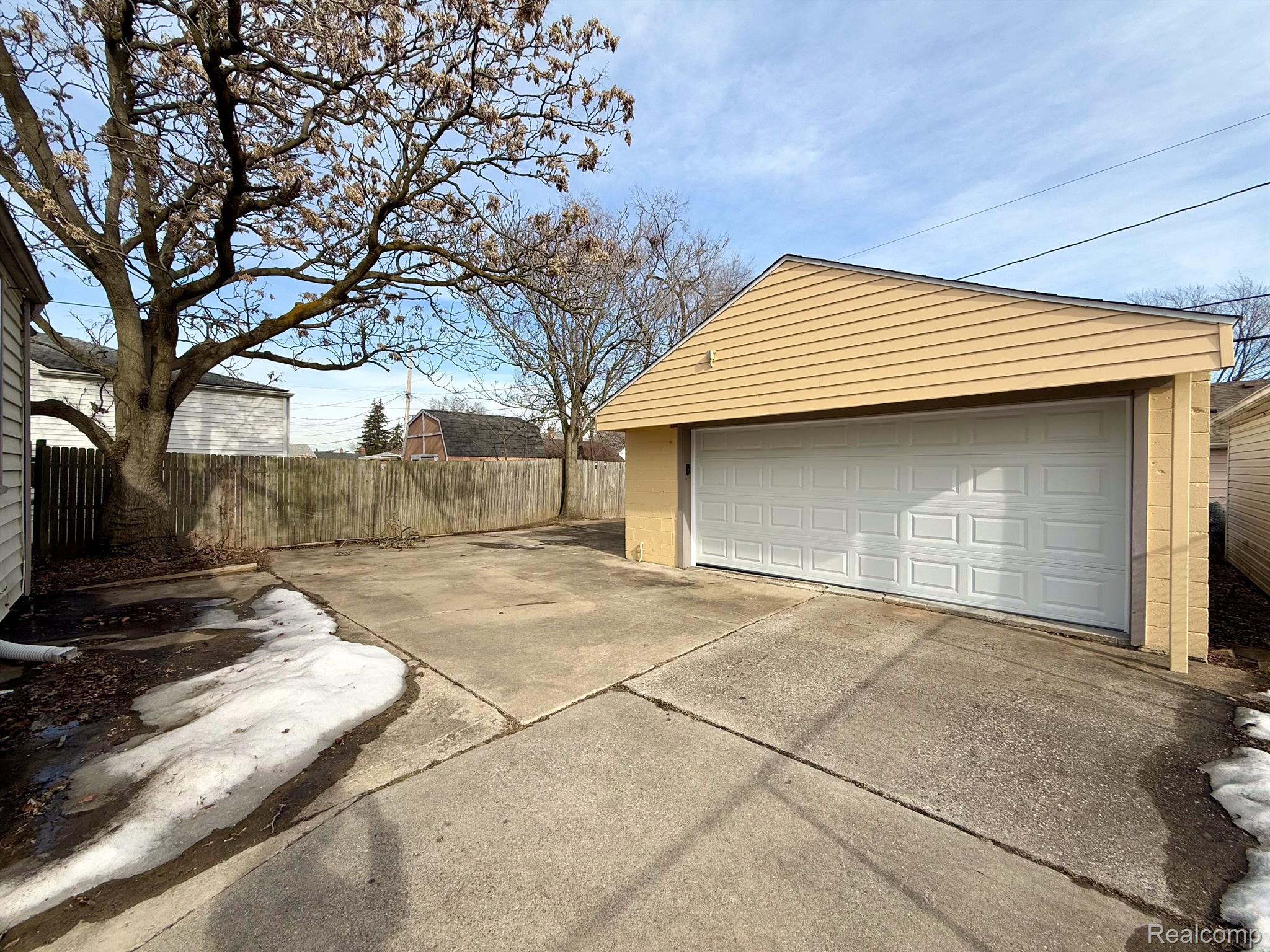 3867 17TH Street
