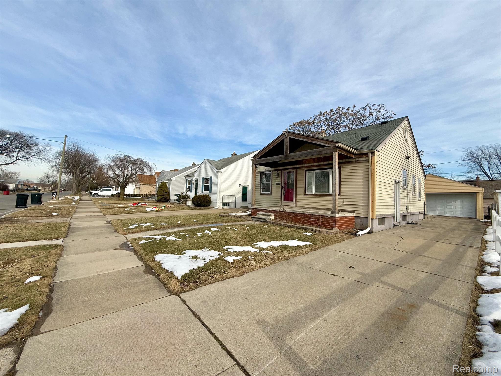 3867 17TH Street