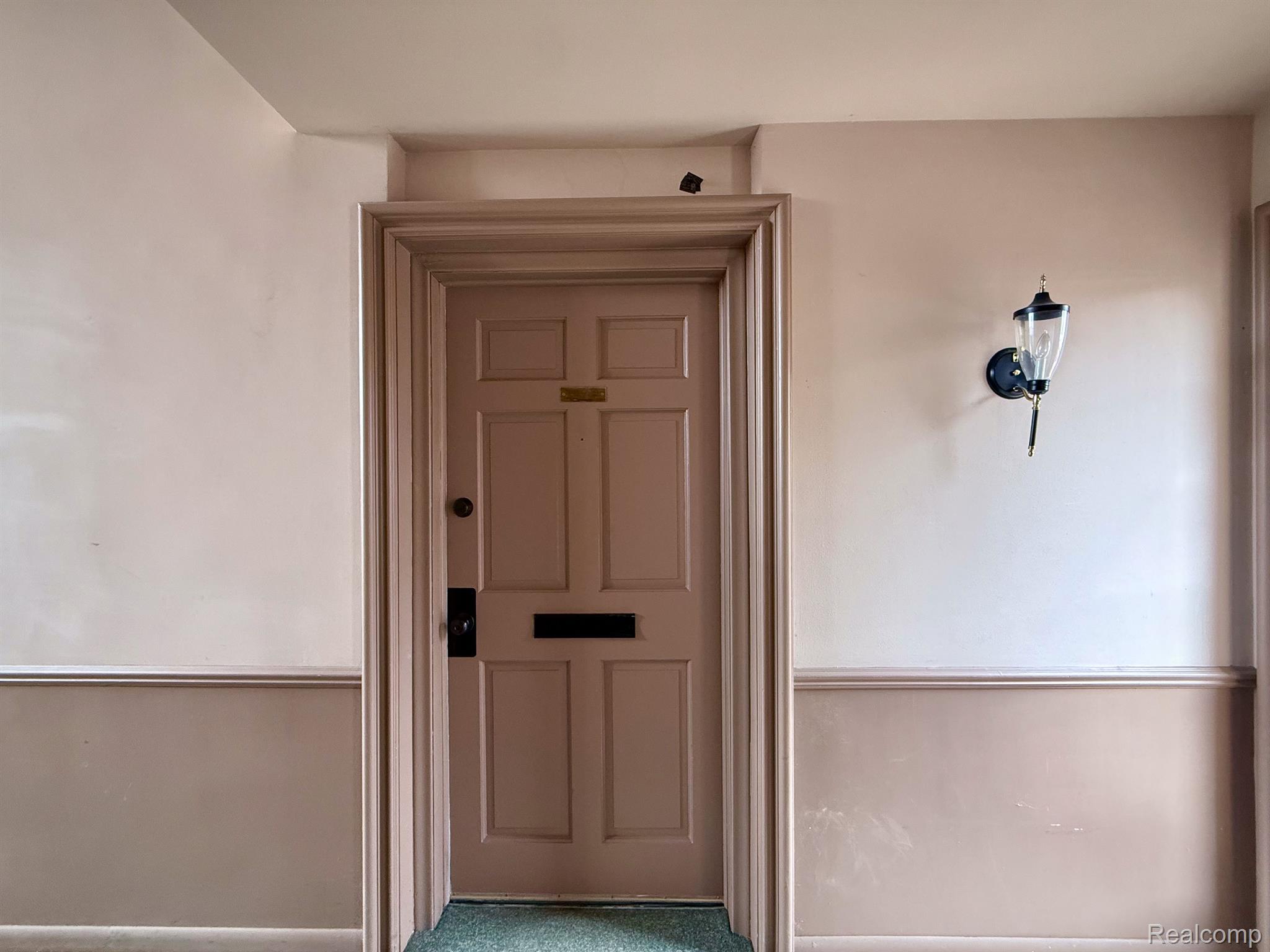 19711 FLEETWOOD Drive