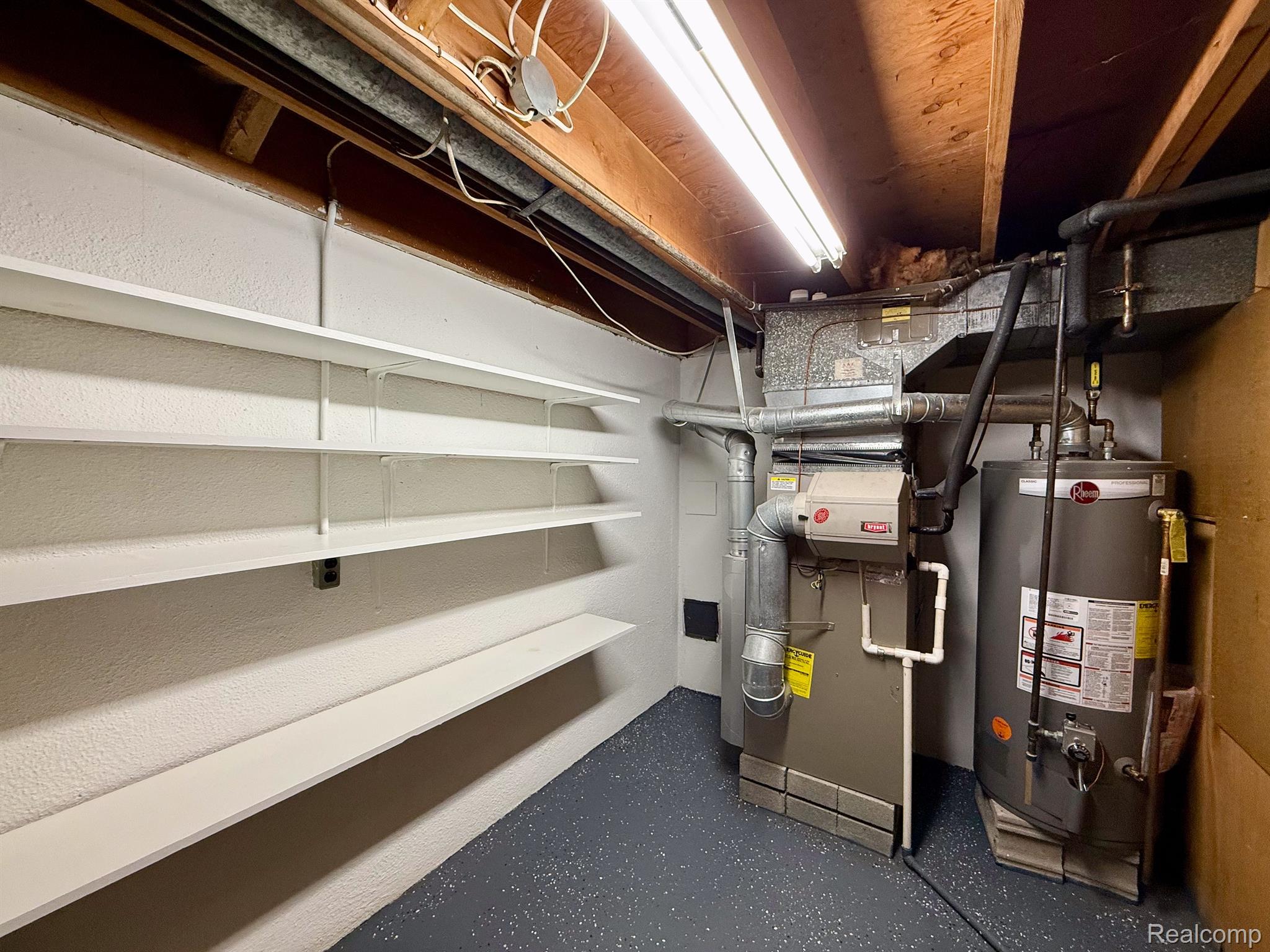 19711 FLEETWOOD Drive