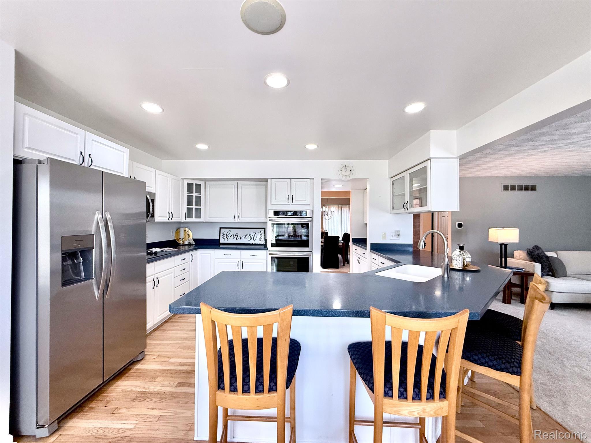 5440 BRIDGE Trail E