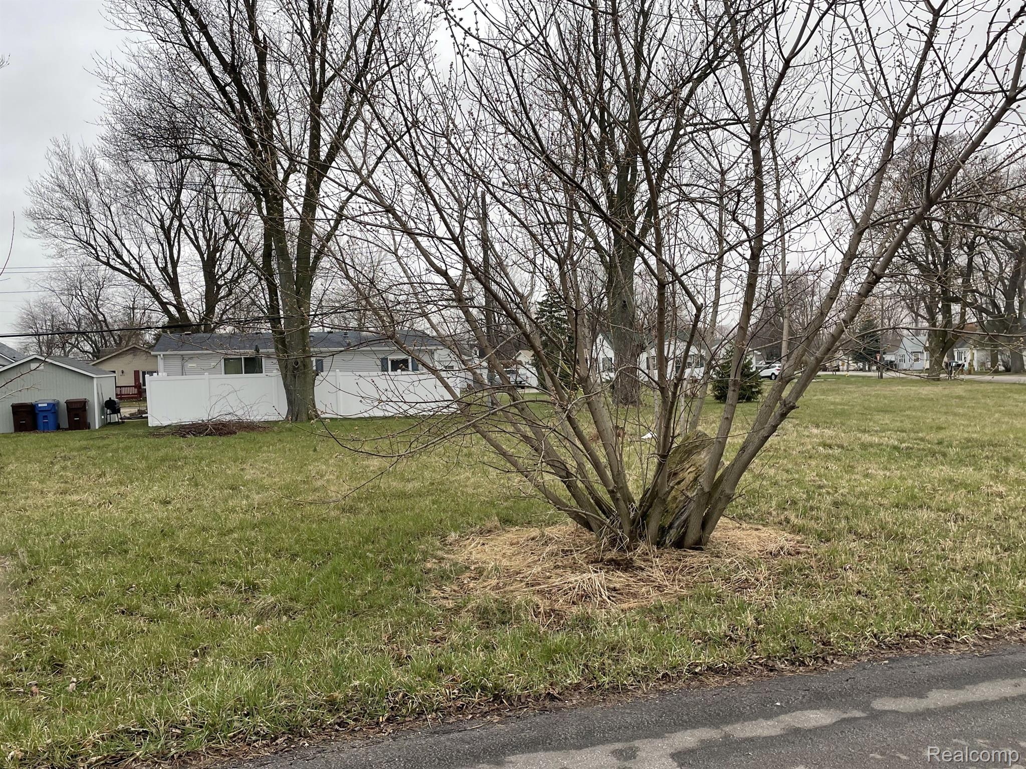 0000 E 3RD Street