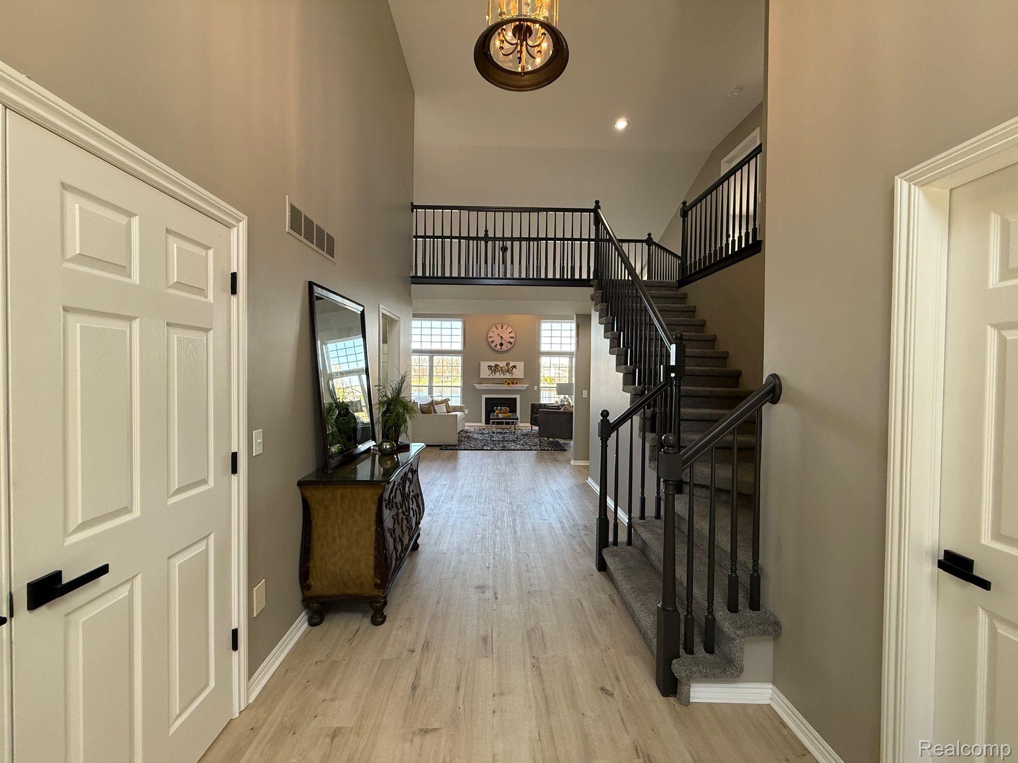 270 FRANKLIN LAKE Circle