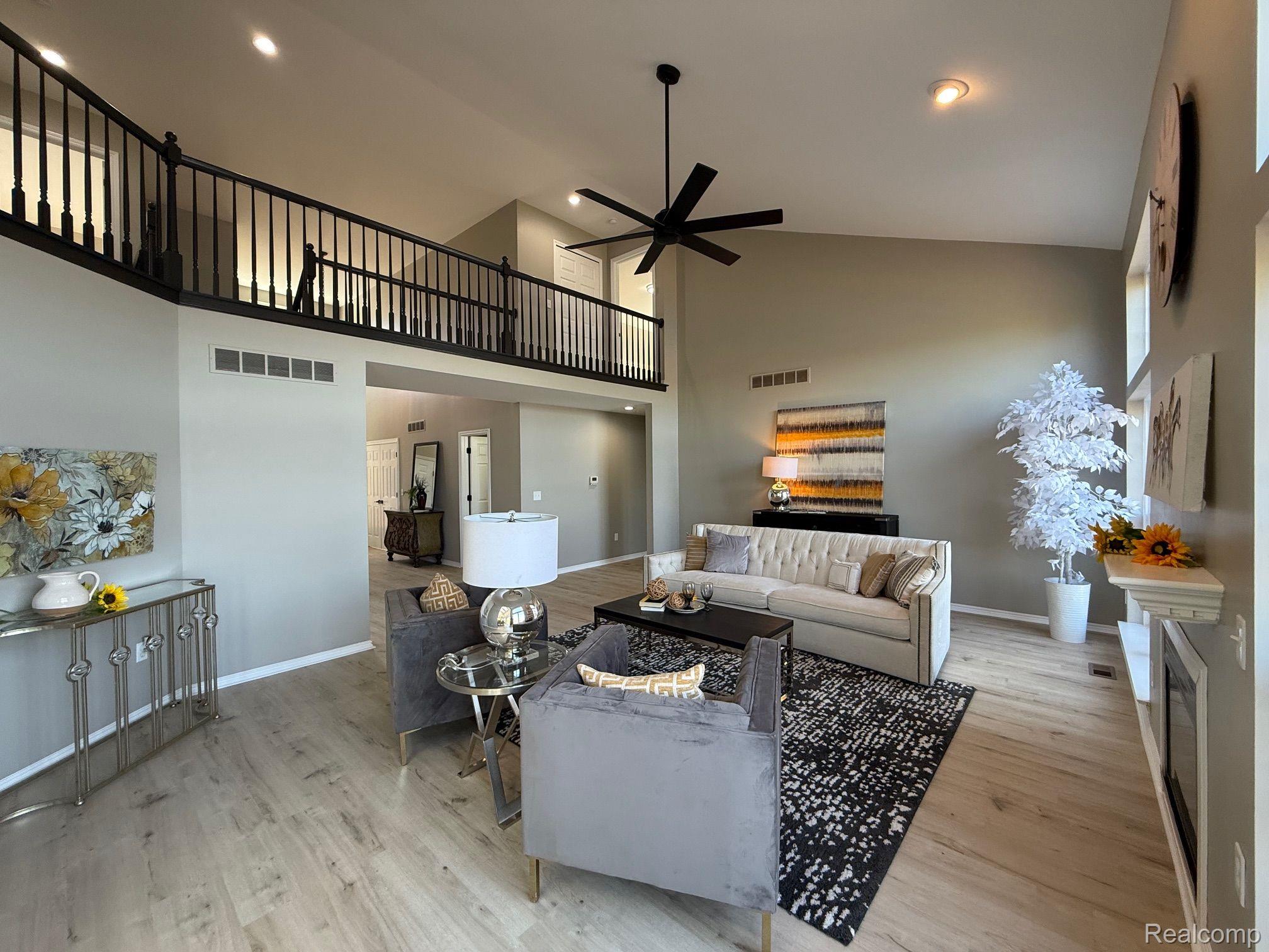 270 FRANKLIN LAKE Circle
