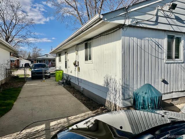 19820 VOILAND Street