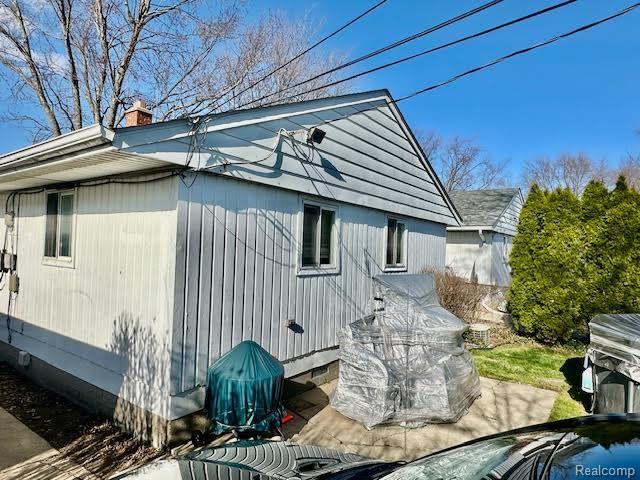 19820 VOILAND Street