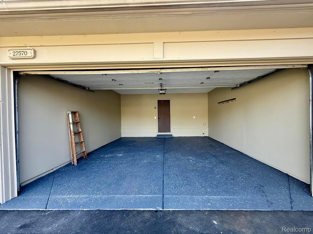 27570 EVERGREEN Road