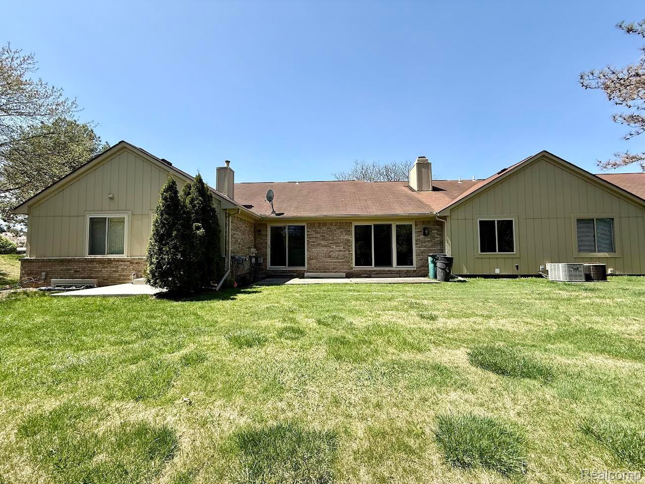27570 EVERGREEN Road