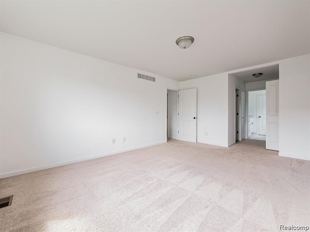 55941 WORLINGTON Lane