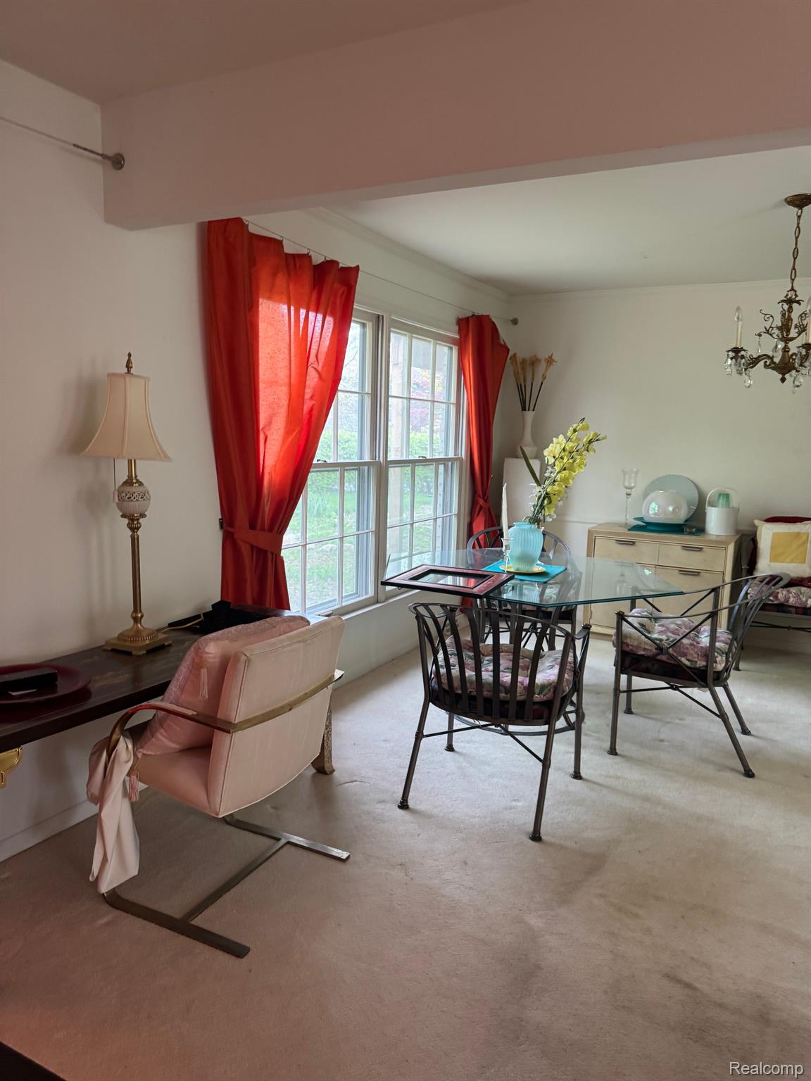 5819 RAVEN Road