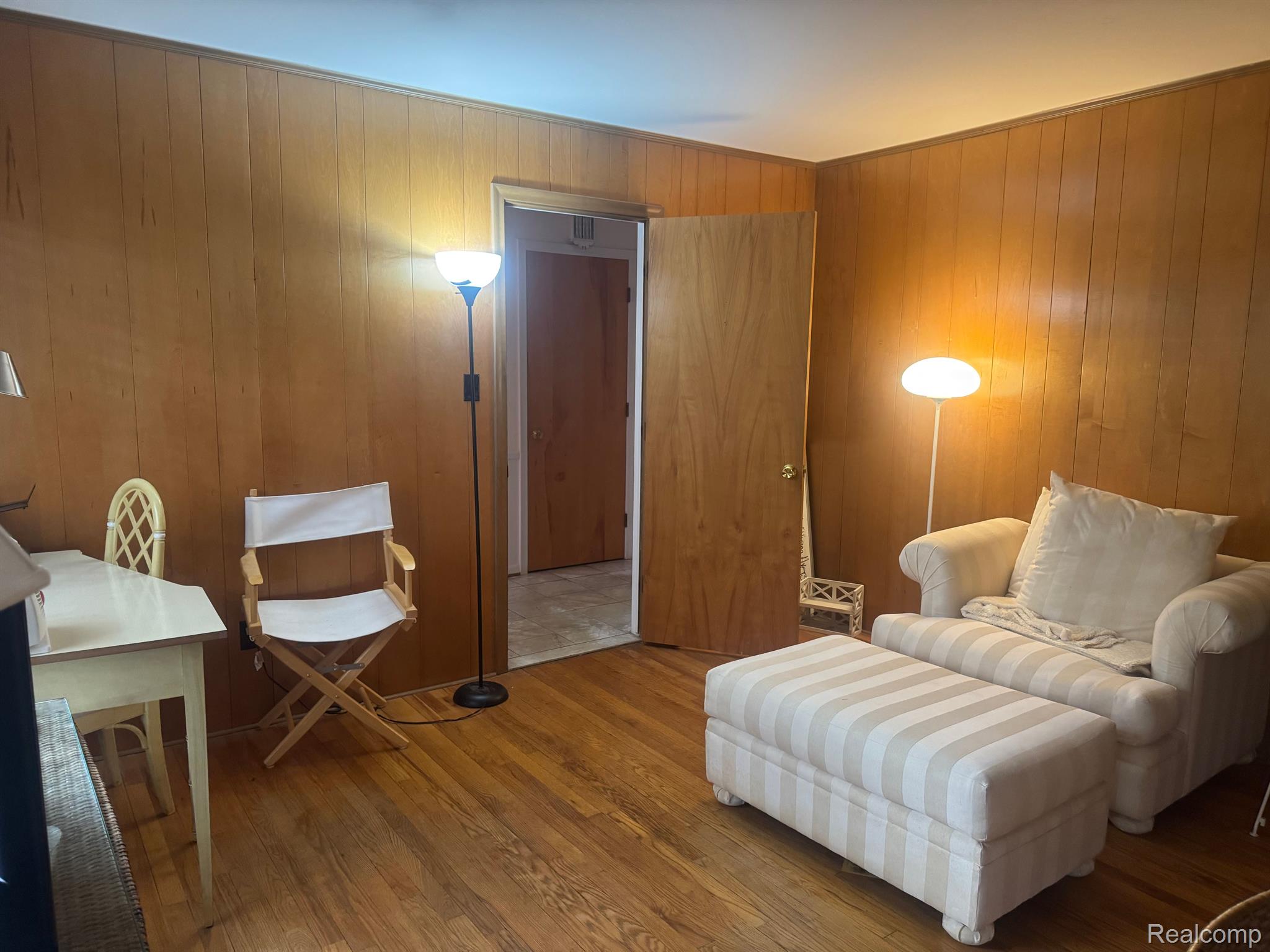 5819 RAVEN Road
