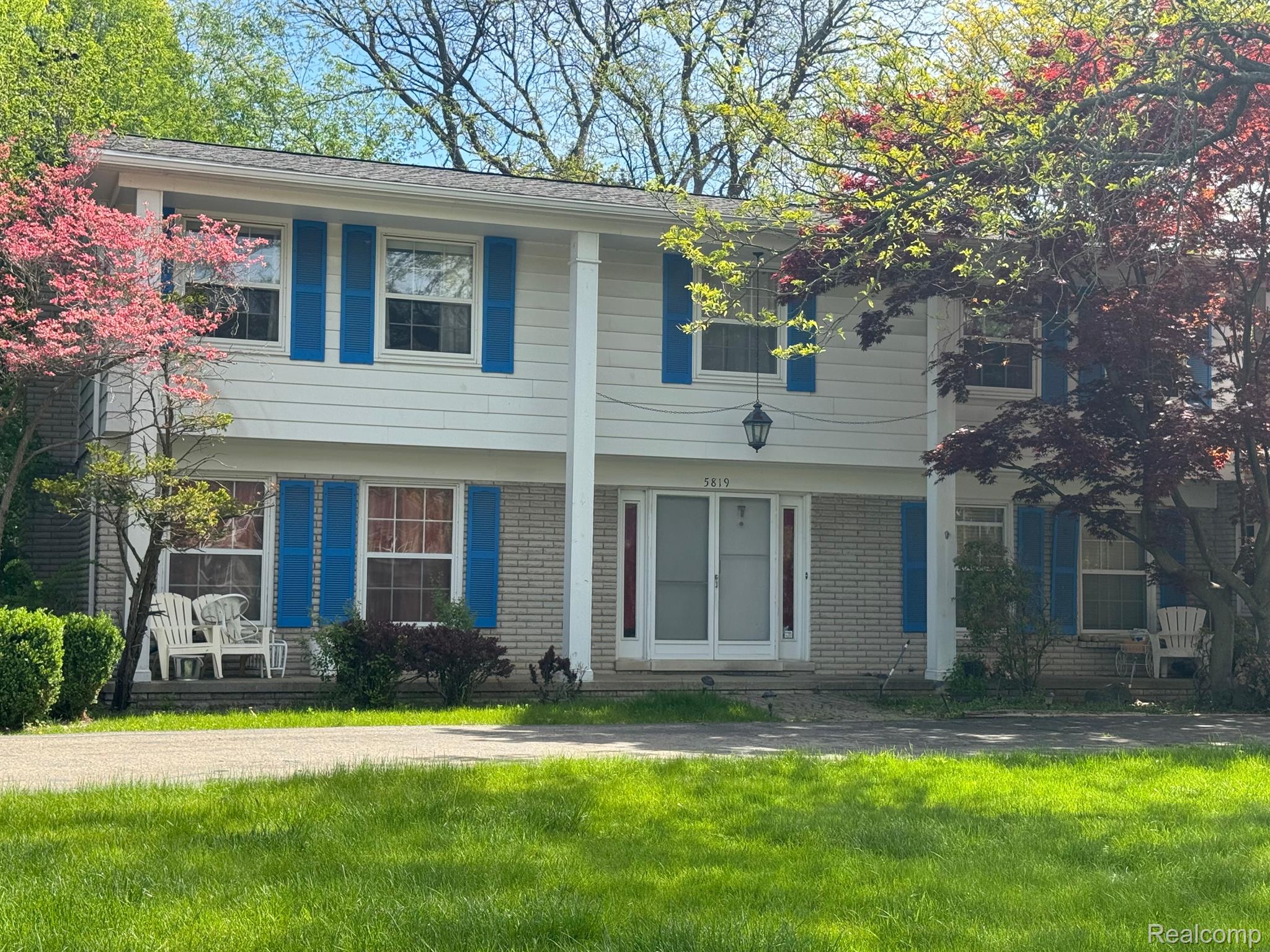5819 RAVEN Road