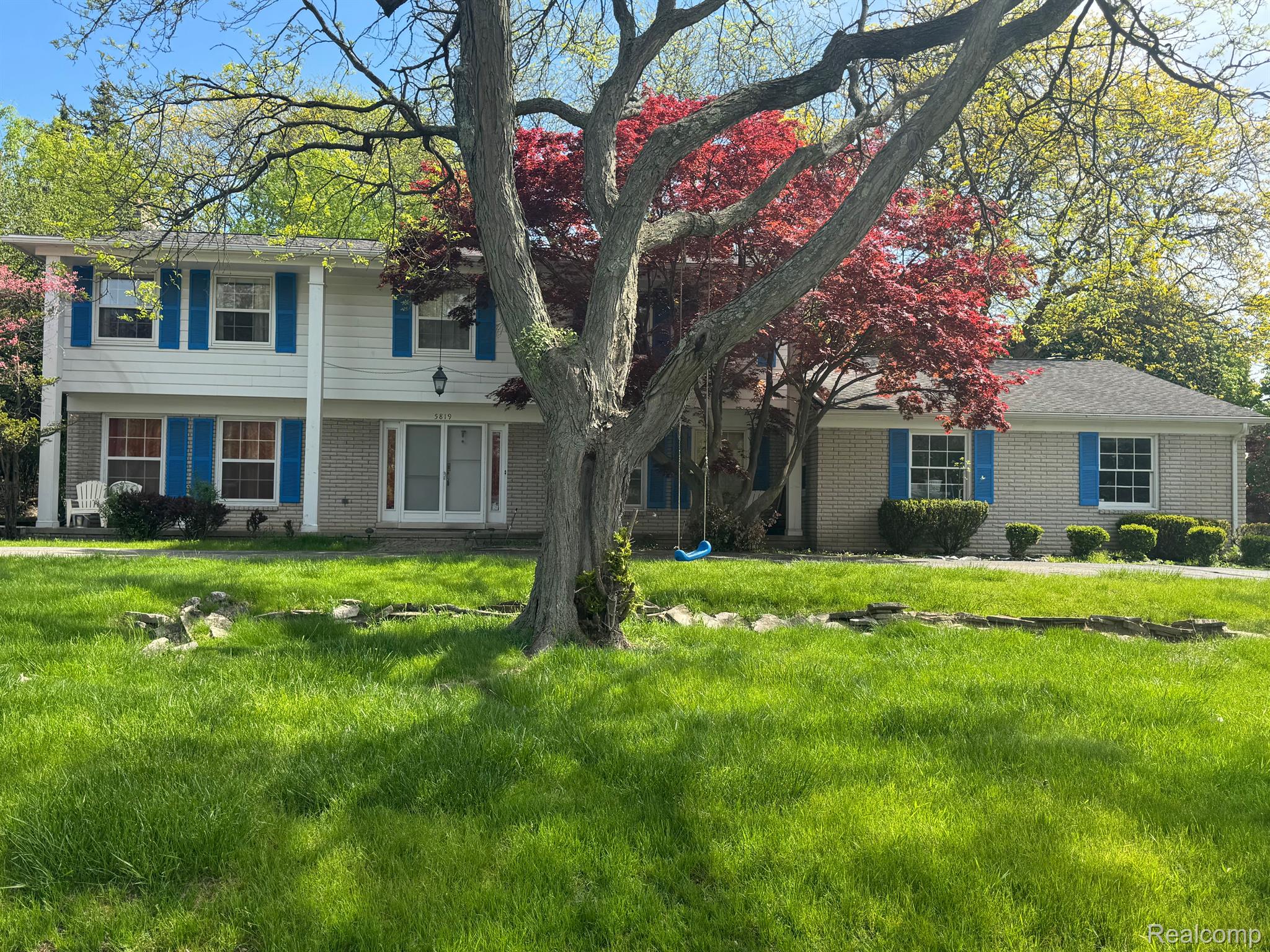 5819 RAVEN Road