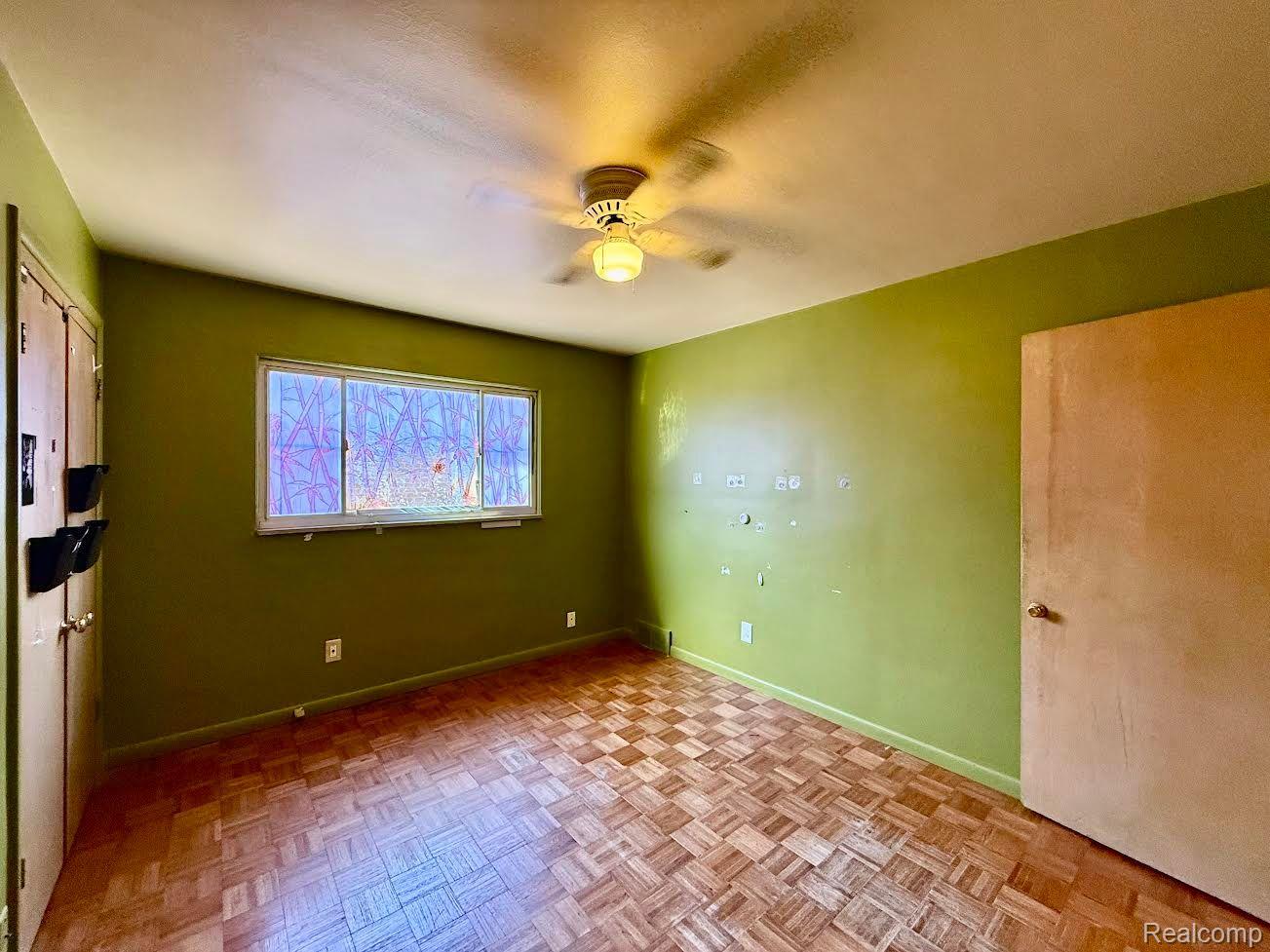 21911 KENOSHA Street